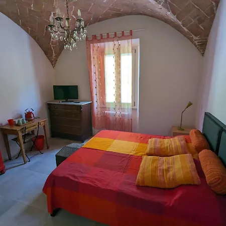 Отель Cozy In 3*
